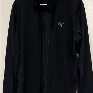 Arc'teryx Men's Black Windbreaker Jacket